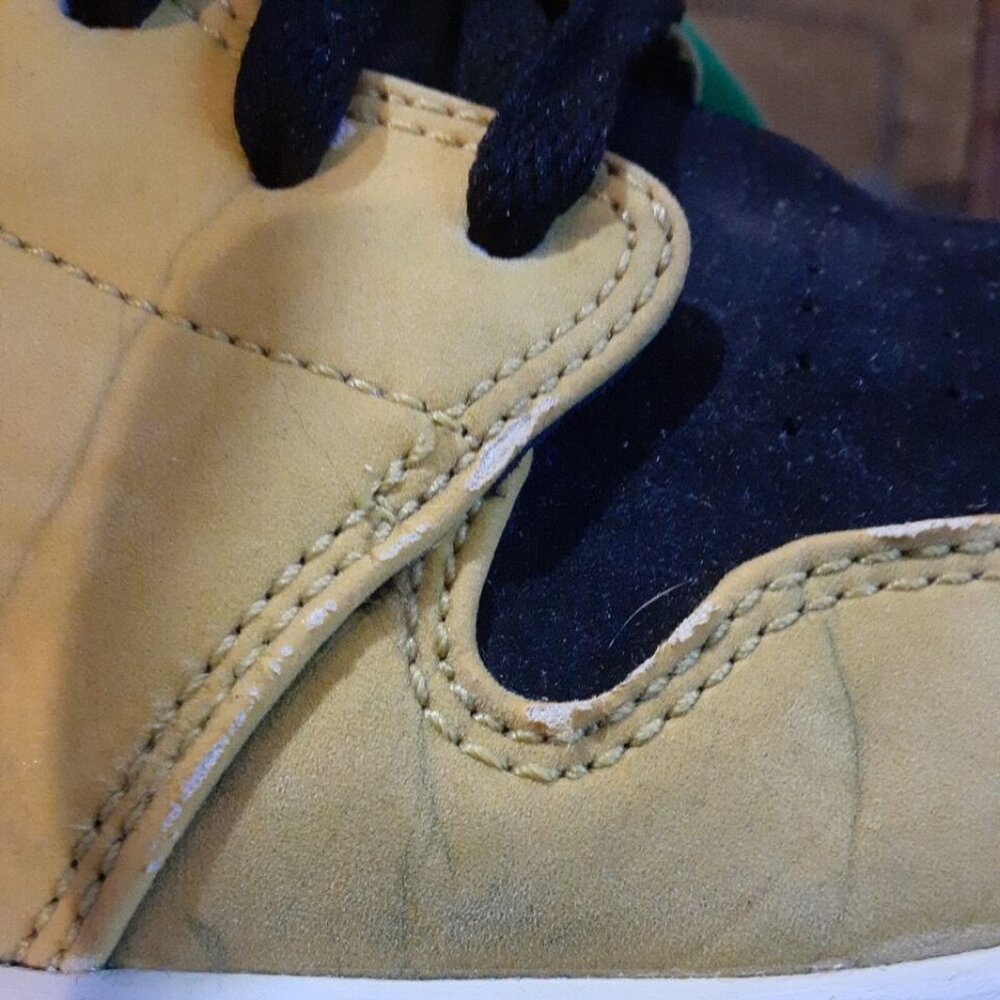 Size 12 - Air Jordan 1 Retro Mid Reverse New Love - Picture 9 of 12
